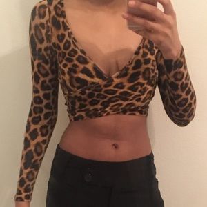 Cheetah long sleeve crop top